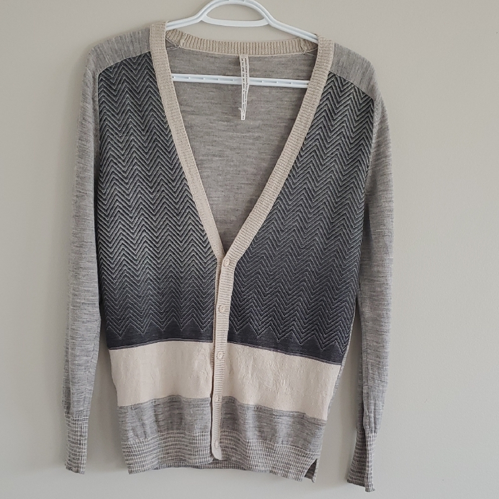 Antipast Japanese Designer Wool Silk Blend Gray Cream Cardigan Sz 2 Quiet Luxury